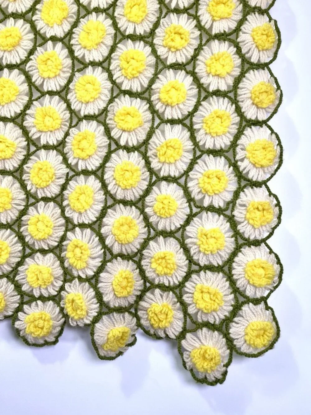 Vintage Handmade Daisy Crochet Afghan Blanket Floral Yellow Green Retro MCM